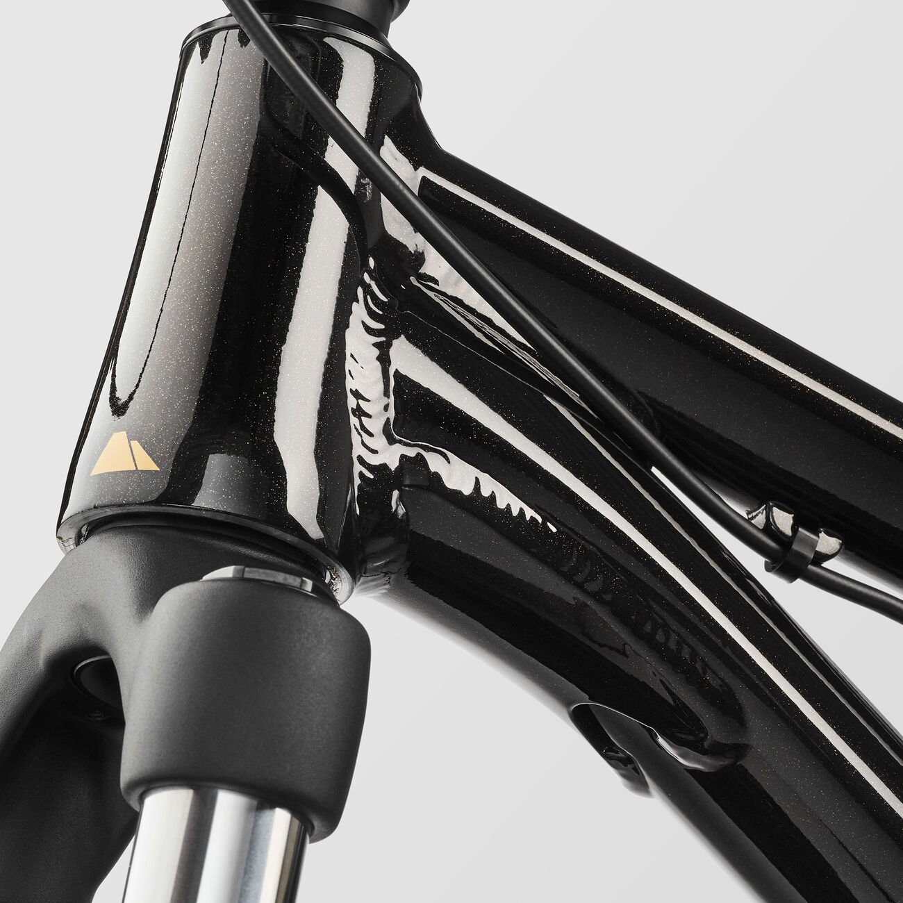 Canyon Stitched 360 Shockwave Black