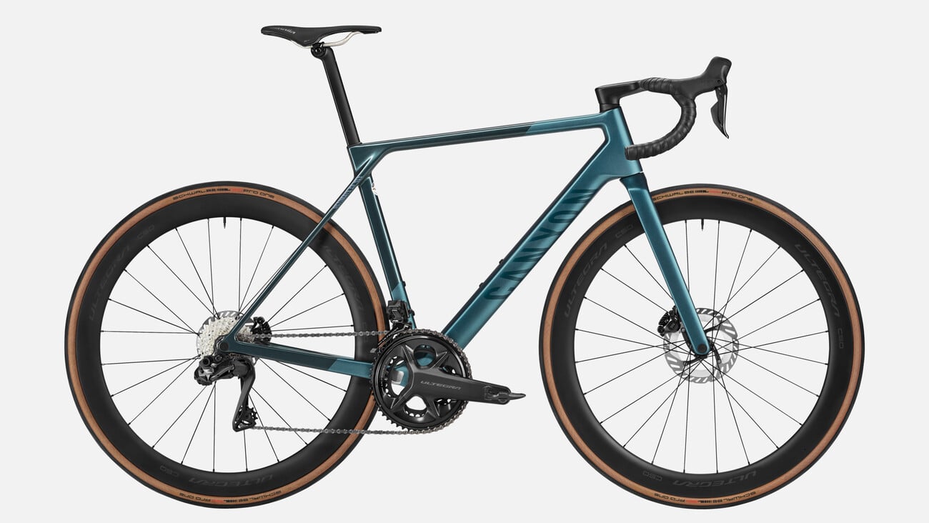 canyon Ultimate CF SLX 8 Di2 C50 Frozen Black