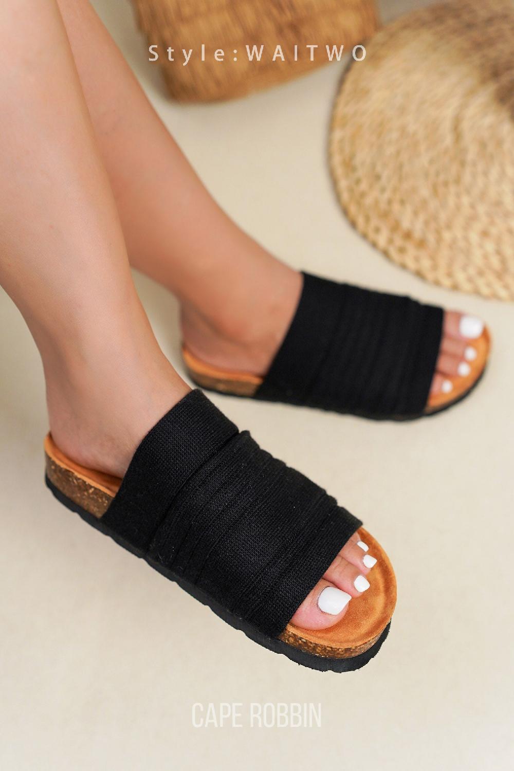 cape robbin Calida Knit Contoured Footbed Flat Sandals - Black