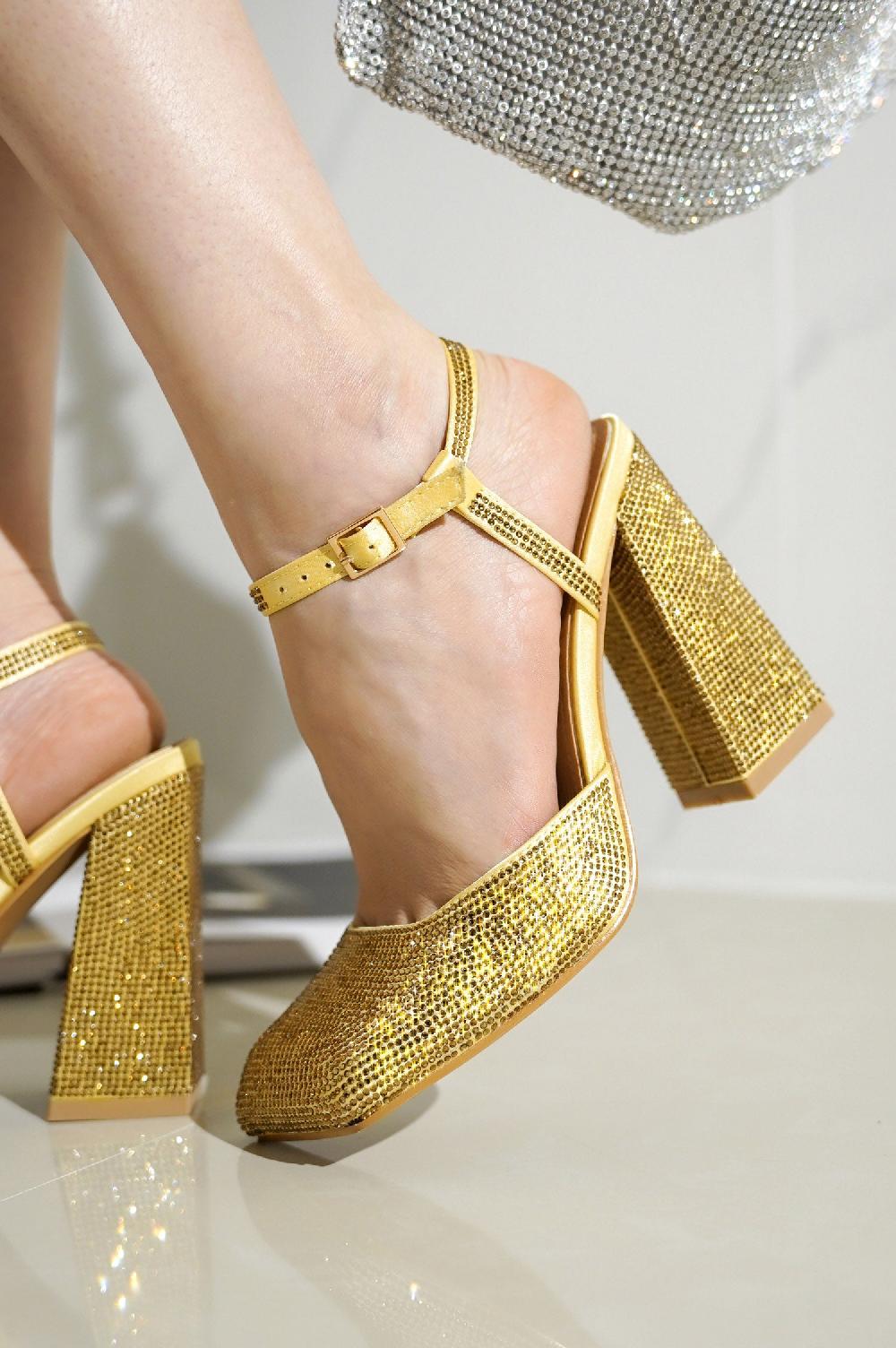 cape robbin Emelia Rhinestone Embellished Block Heels - Gold