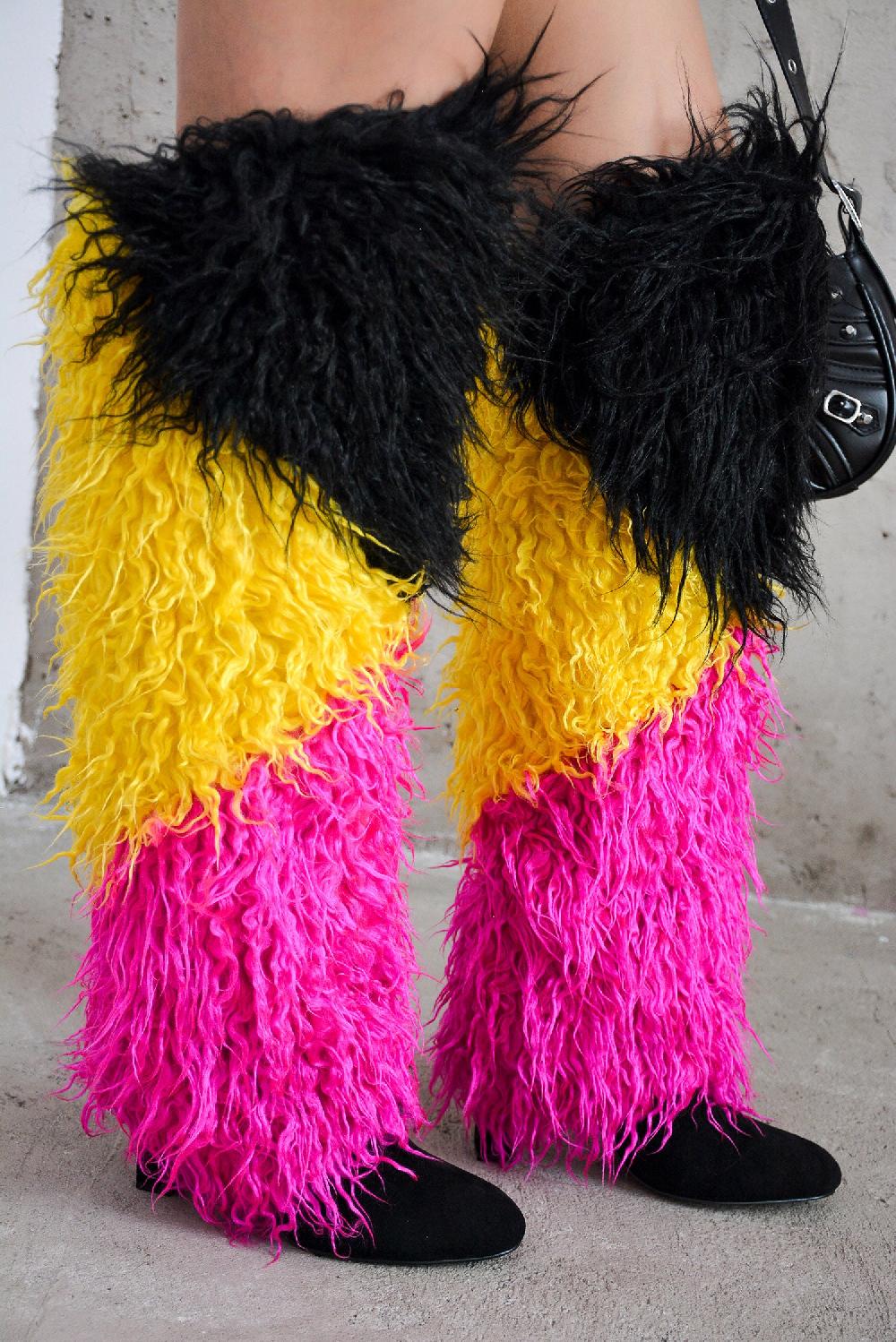 cape robbin Furifuri Block Heel Fur Suede Knee-High Boots - Multi