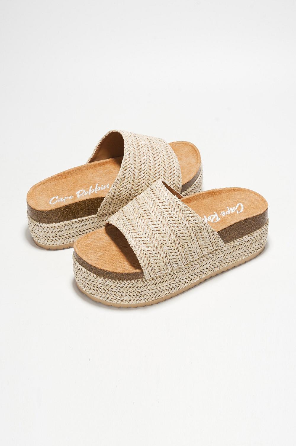 Cape Robbin Hacha Garden Party Flatform Sandals - Raffia