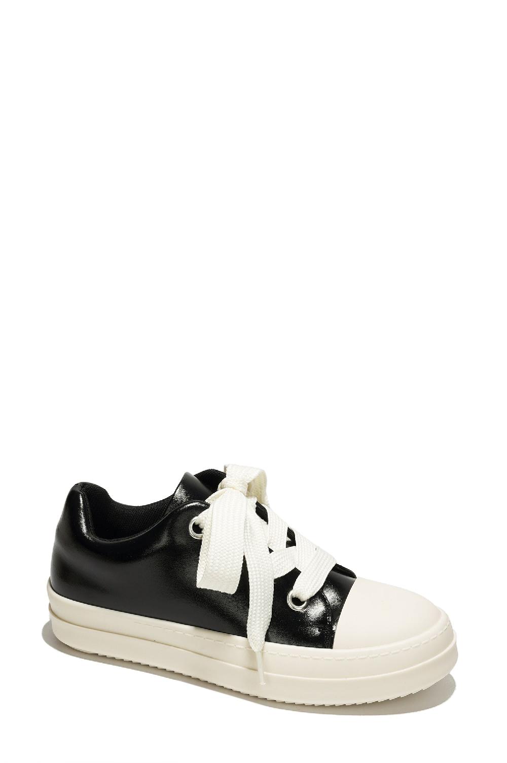 Cape Robbin Heath Low Top Lug Sole Thick Lace Flat Sneaker - Black