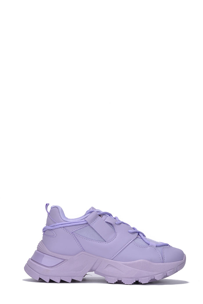 Cape Robbin Kelia Round Toe Lug Platform Low Cut Sneakers - Lilac