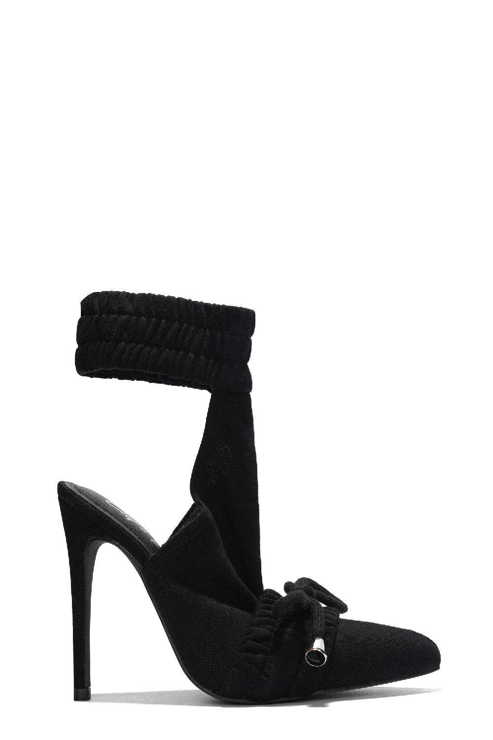 Cape Robbin Moline Pointy Toe Skinny High Heel Booties - Black