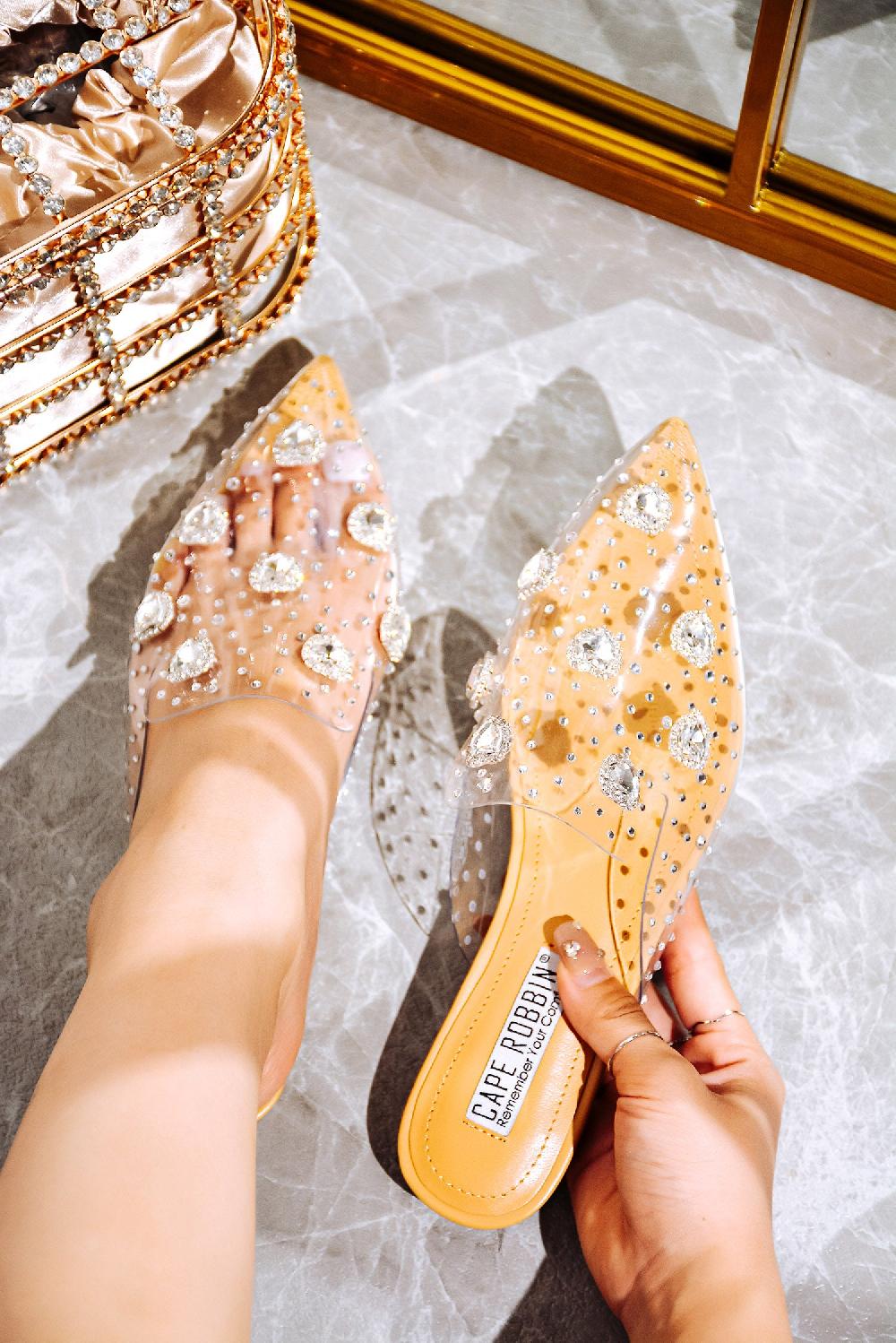 cape robbin Sierra Rhinestone Gem Pointy Toe Mule Flats - Nude