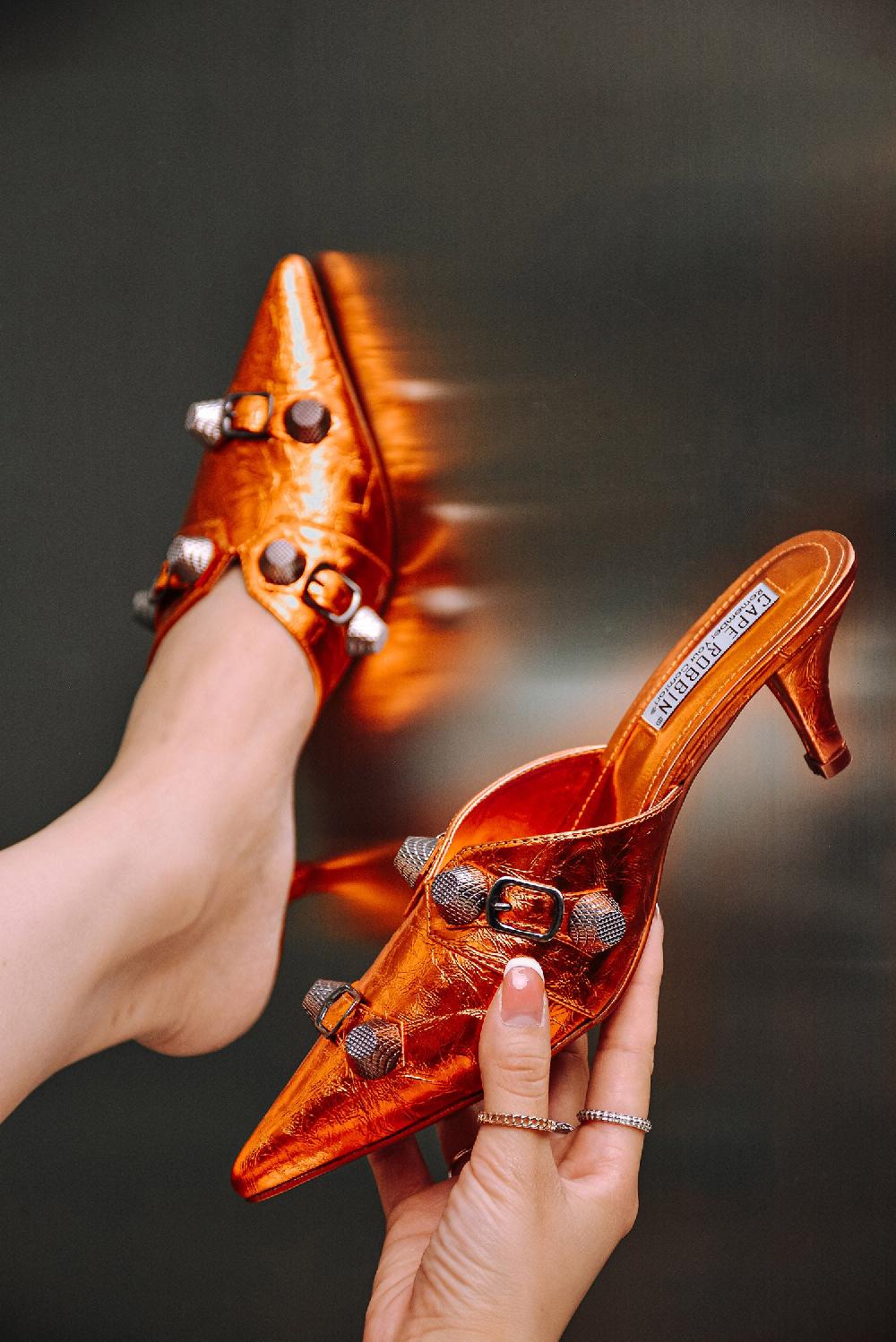 cape robbin Vivianly Studded Metallic Pointed Toe Barely There Heels - Orange