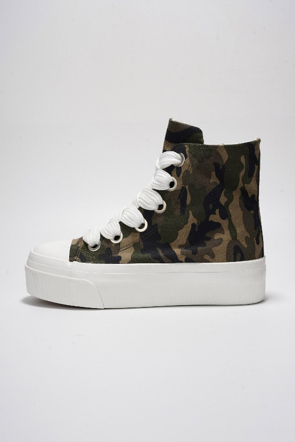 Cape Robbin Zitella High-top Thick Lace Canvas Sneaker - Camoufluage - Camouflage