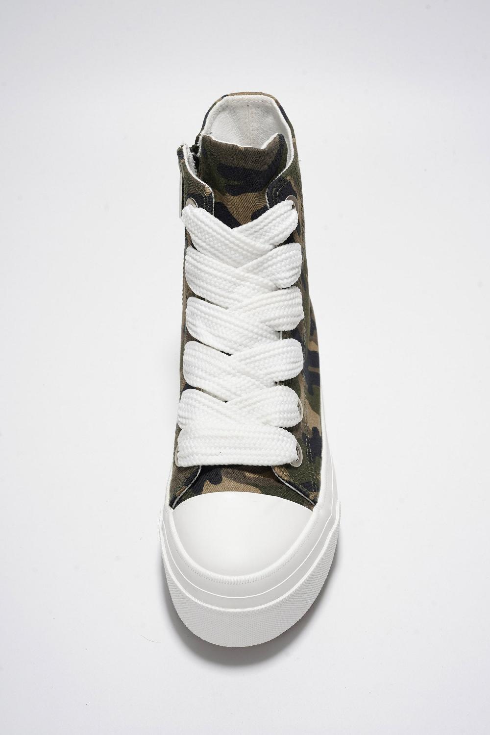 Cape Robbin Zitella High-top Thick Lace Canvas Sneaker - Camoufluage - Camouflage