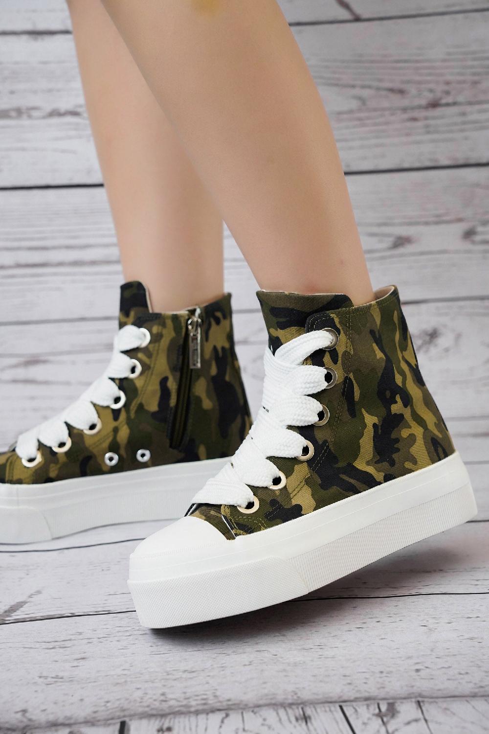 cape robbin Zitella High-top Thick Lace Canvas Sneaker - Camoufluage - Camouflage