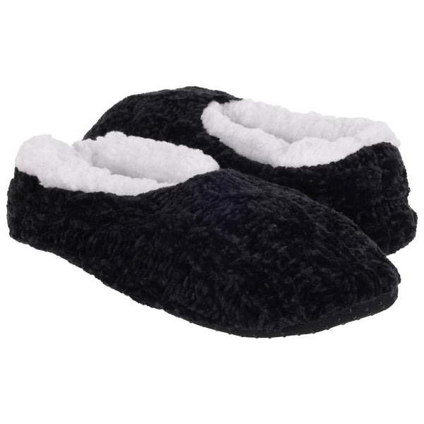 Capelli New York Ladies Cable Knit Chenille Pull On Slipper Socks