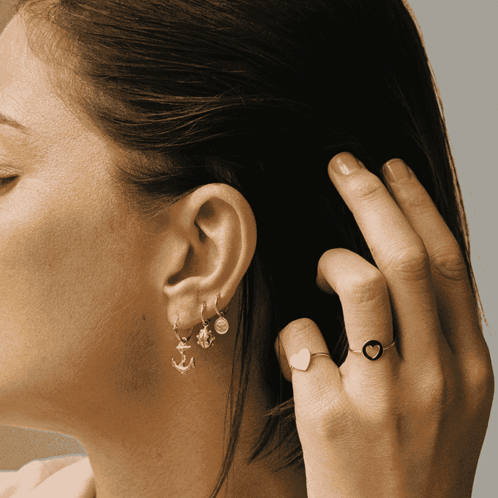 Capi Anchor Earring