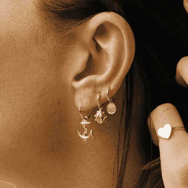 Capi Anchor Earring