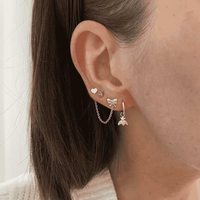 Capi Bow Stud