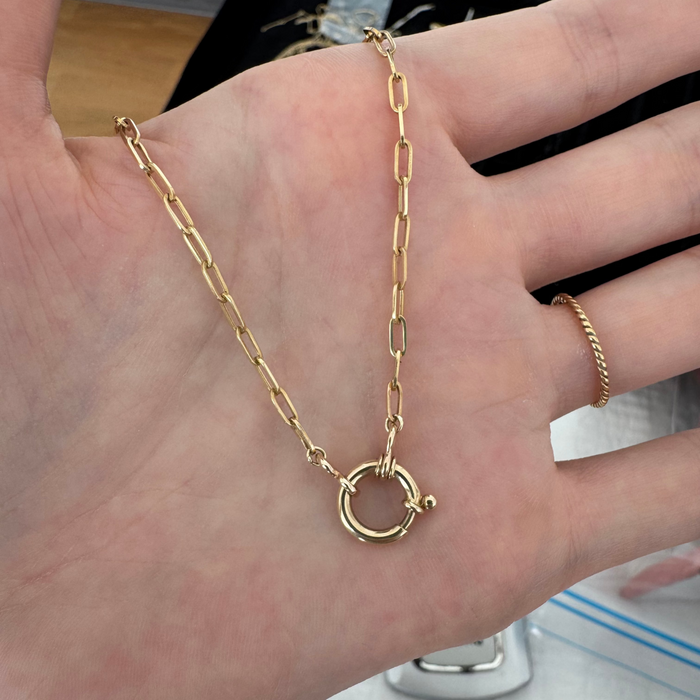 Capi Closed Forever Necklace With Big Springlock