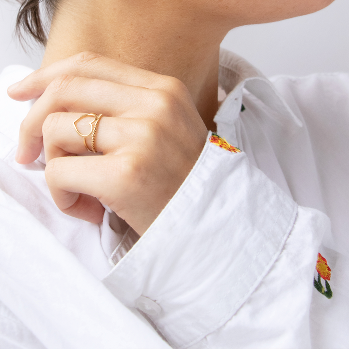 Capi Open Heart Ring
