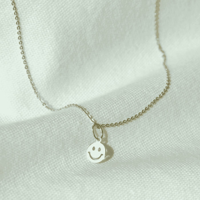 Capi Smiley Pendant
