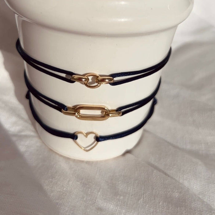 Capi The Forever Closed Cord