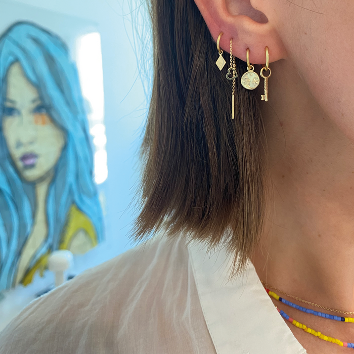 Capi The Puck Chain Earring