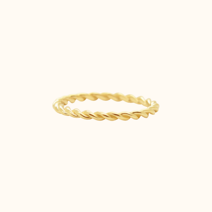 capi Twisted Ring
