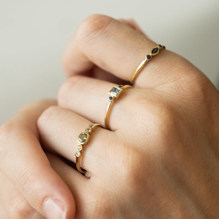 Capi Deco Sapphire Ring With Square Cut And 2 Briljant Cut