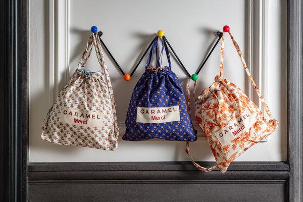 Caramel KIDS BACKPACK - NAVY POSY PRINT