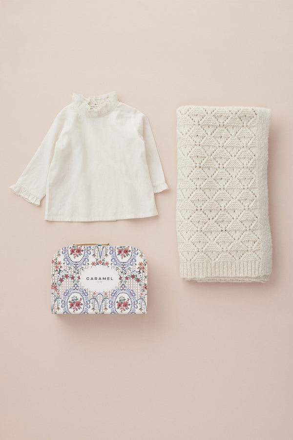 Caramel SMALL SUITCASE - FLORAL LACE ECRU PRINT
