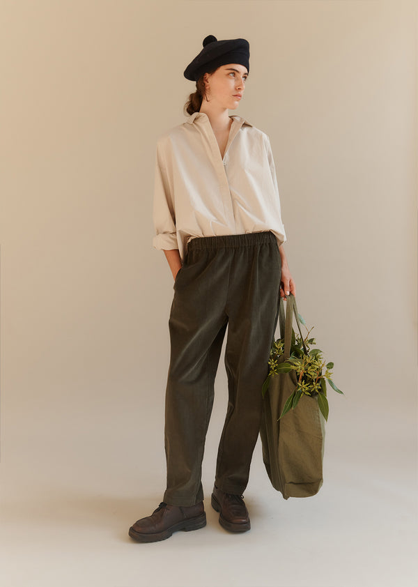Caramel WOMAN CHICHESTER TROUSER - DARK OLIVE