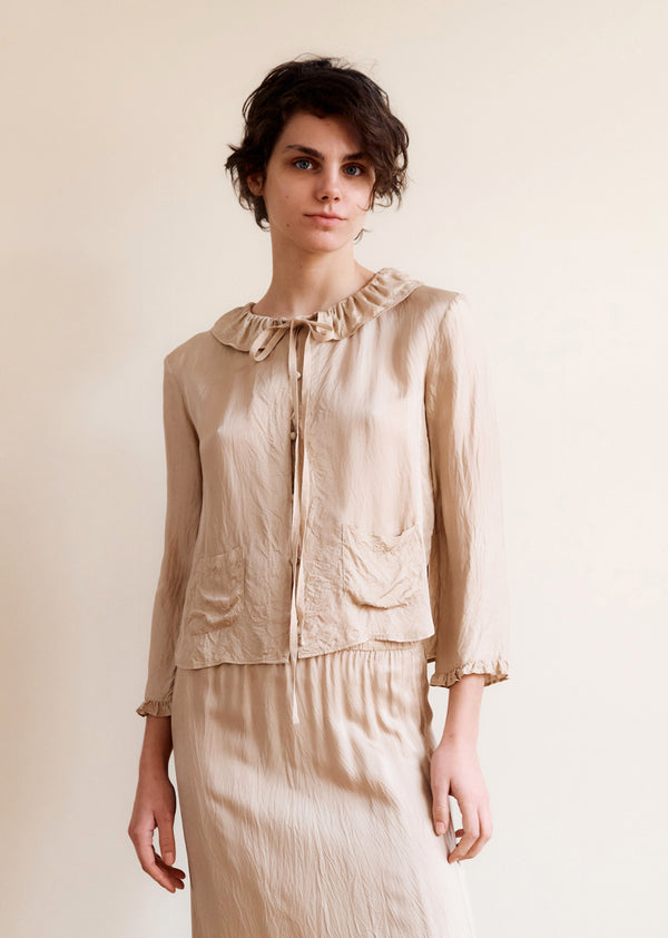Caramel WOMEN'S FRILL COLLAR SHIRT - BEIGE