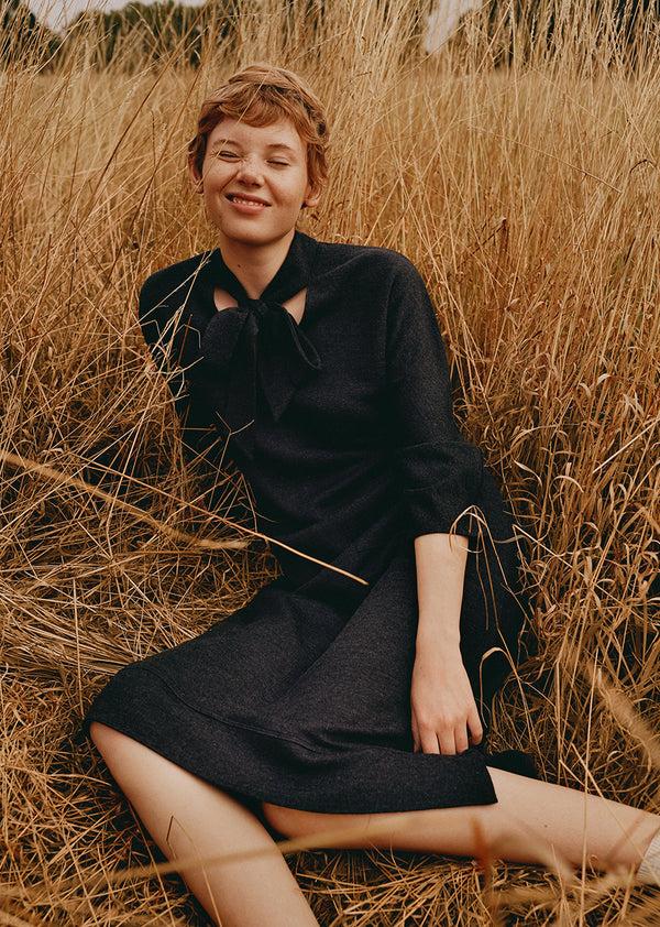 caramel WOMEN'S JERSEY DRESS - HEATHER GREY