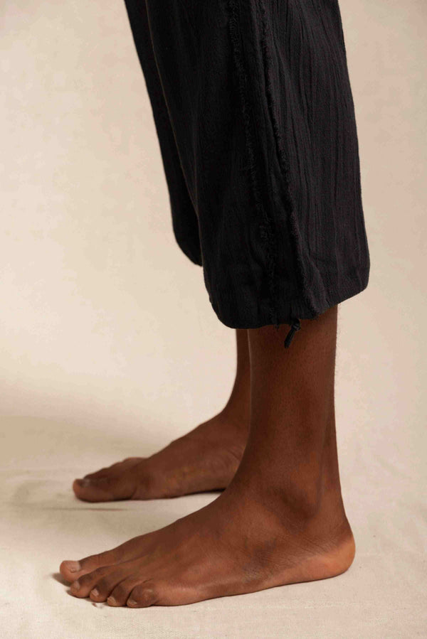 Caravana WOLPOCH PANTS - BLACK