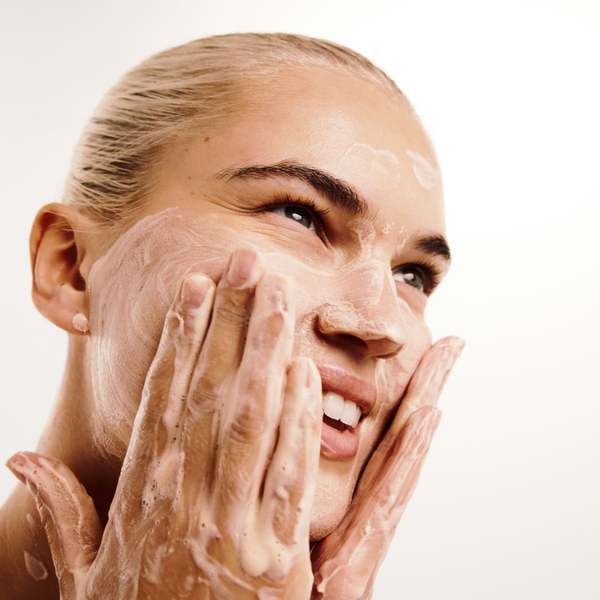 Carbon Theory Vitamin C & Caffeine Facial Cleansing Gel