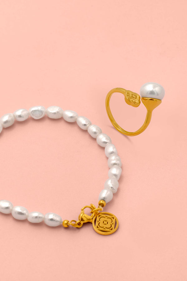 carisma Baroque Freshwater Pearl Ring & Dara's Freshwater Pearl Bracelet Gift Set