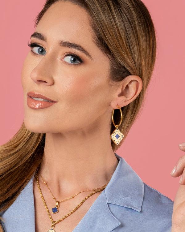 Carisma Blue Sapphire Logo Stone Pendant Earring Set