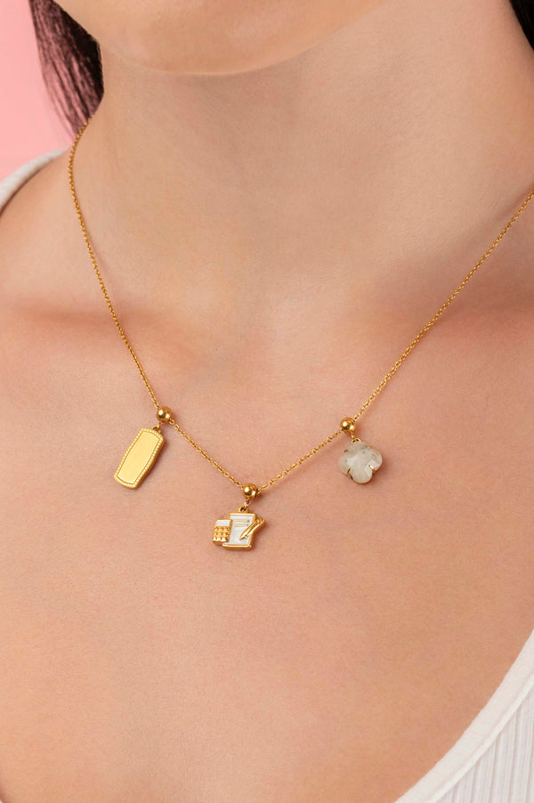 Carisma Accountant Toggle Charm Pendant