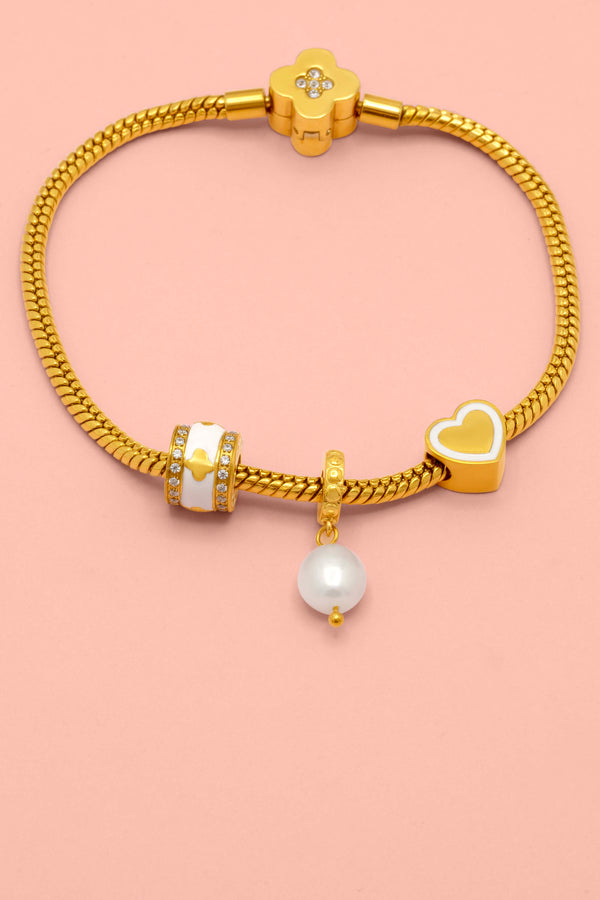 Carisma Freshwater Pearl Token Charm