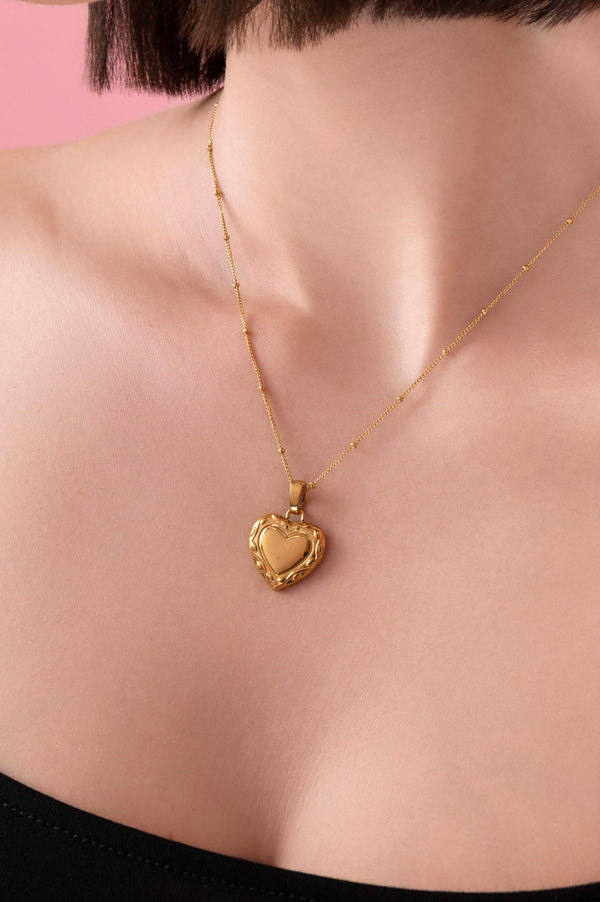 Carisma Friendship Heart Pendant