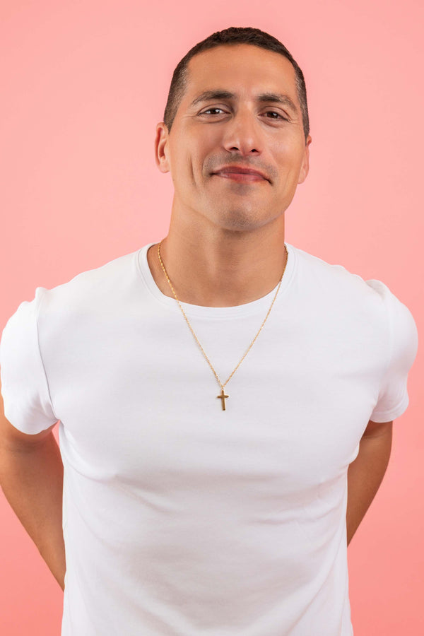 Carisma Gold Faith Cross Necklace