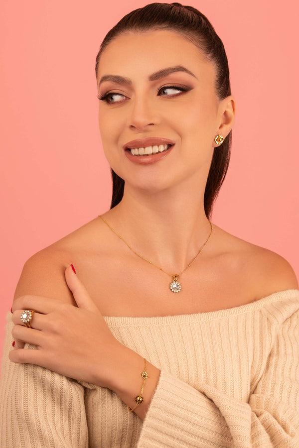 Carisma Golden Bloom Stud Earring Set