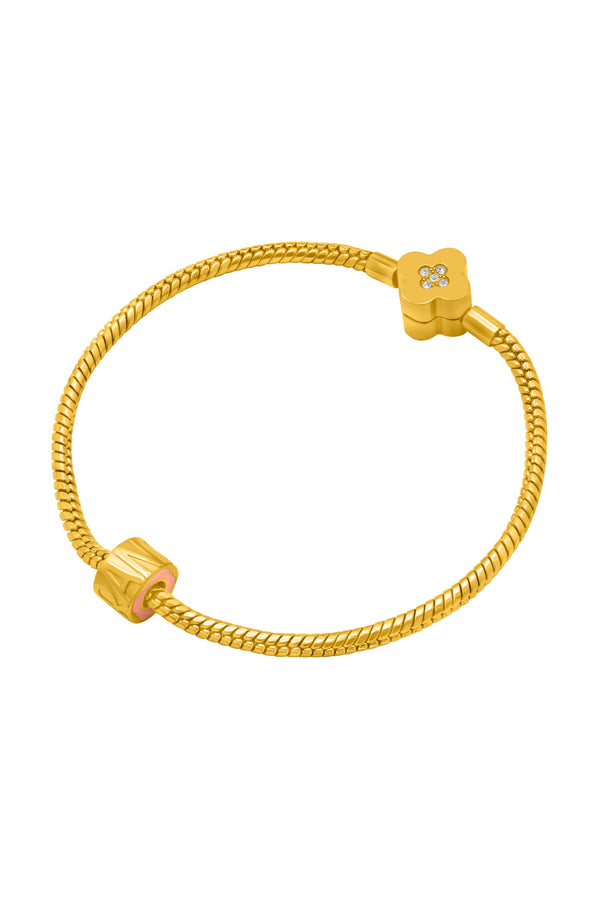 Carisma Grandma Token Charm