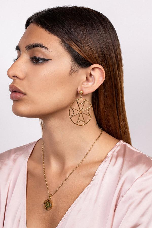 Carisma Hollow Maltese Cross Hoop Earring Set