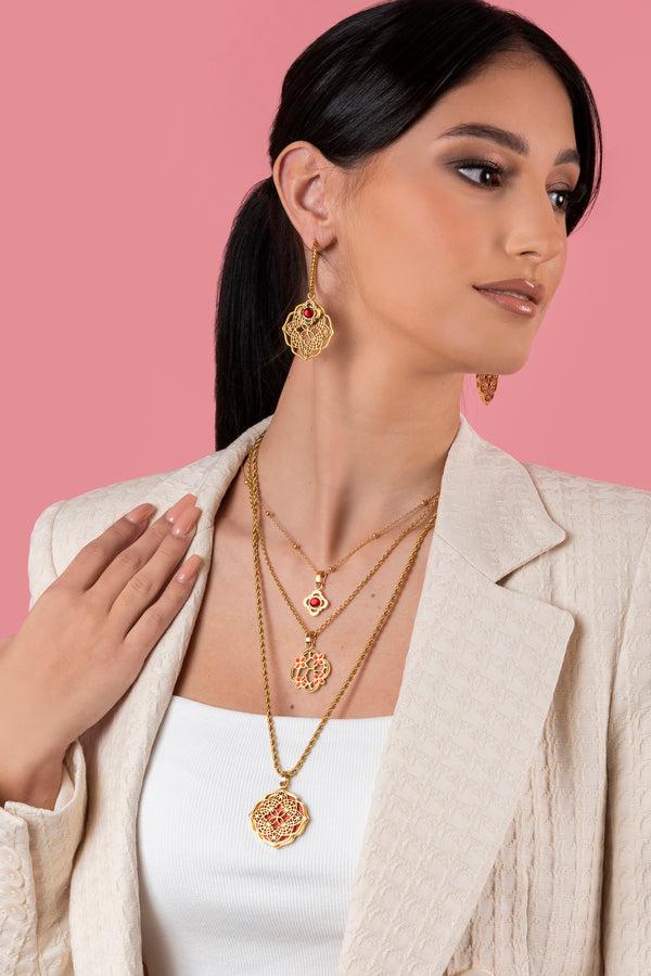 Carisma Kerċem Lace Hollow Pendant Earring Set