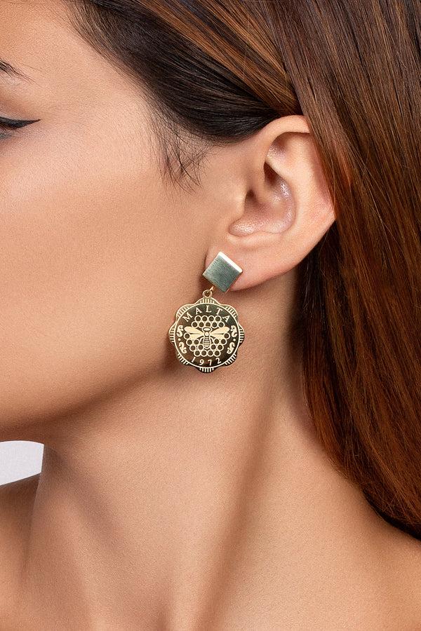 Carisma Maltese 3 Mills Honey Bee Earring Set