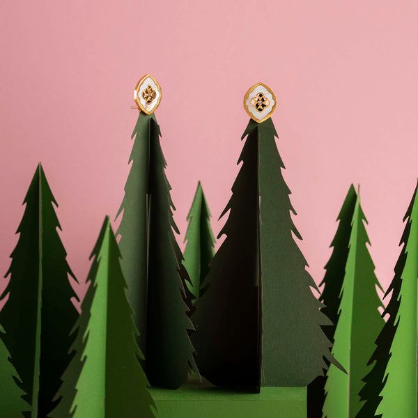 Carisma Carisma Maltese Cross Mother Of Pearl Stud Earring Set