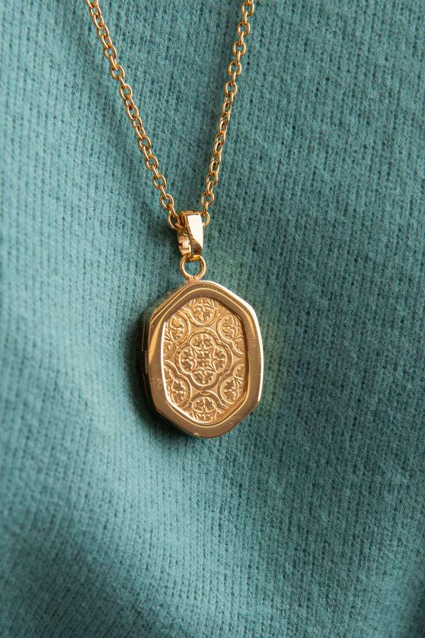 Carisma Maltese Tile Photo Locket Pendant