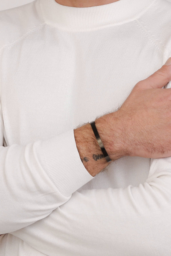 Carisma Matte Black Engravable Bangle