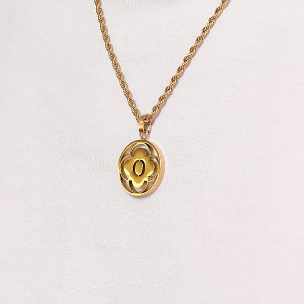 Carisma "O" Carisma Logo Letter Pendant
