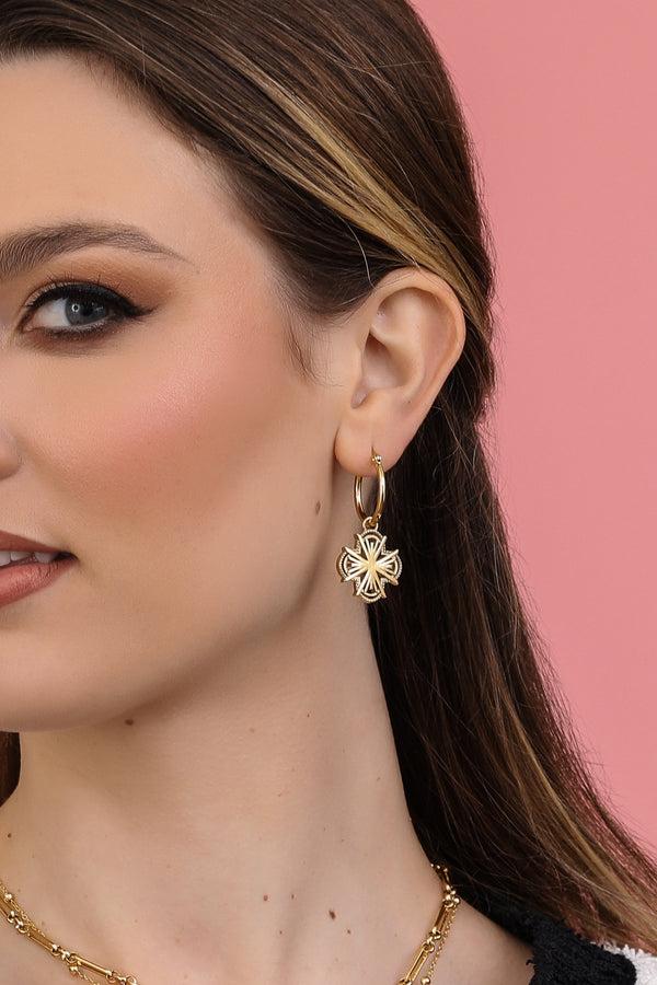 Carisma Ornate Maltese Cross Pendant Earring Set