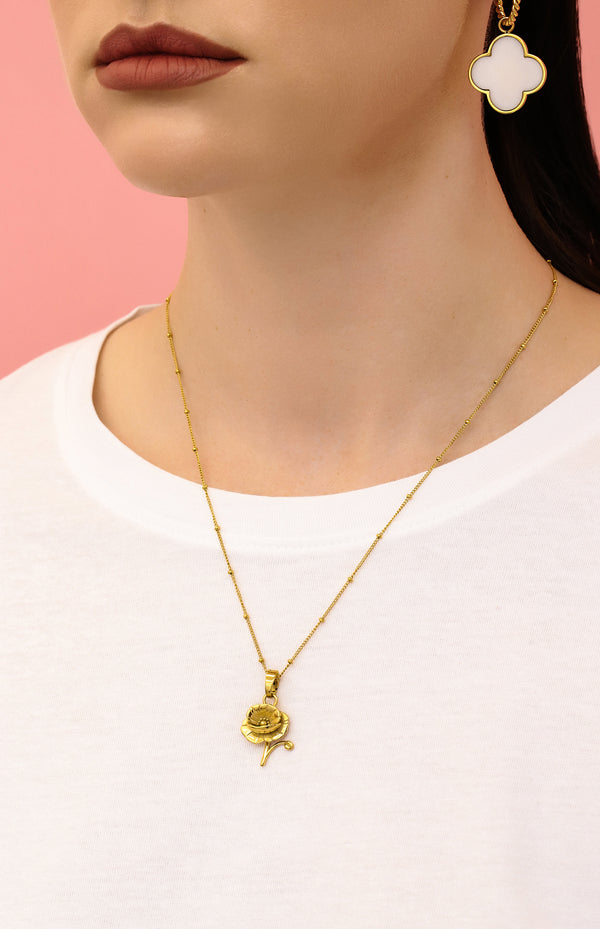 Carisma Peprina August Birth Flower