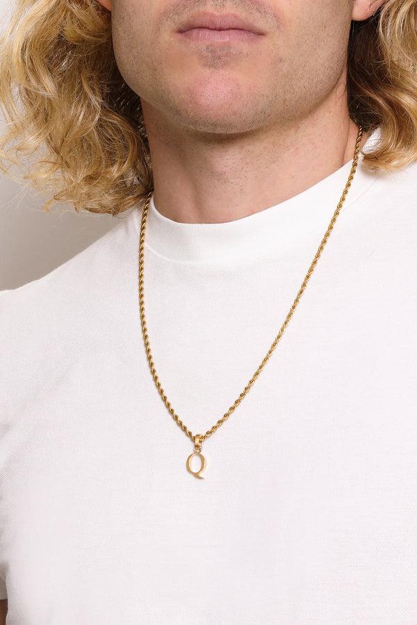Carisma "Q" Carisma Letter Pendant